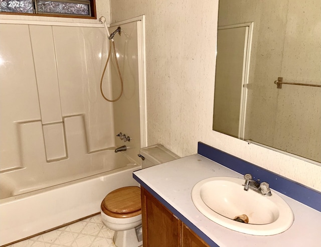 14755 S Graves Rd, Mulino, OR 97042 - full bath featuring toilet, tile patterned floors, vanity, a textured wall, and shower / bath combination