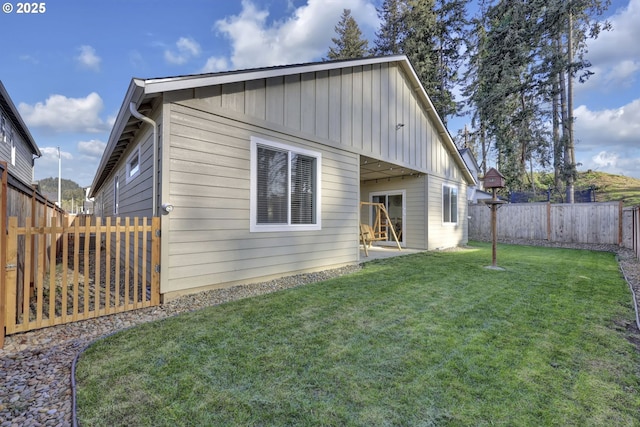 760 S 52nd St, Springfield, OR 97478 - rear view of property featuring board and batten siding