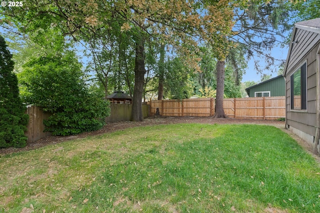 10914 SW 64th Ave, Portland, OR 97219 - view of fenced backyard