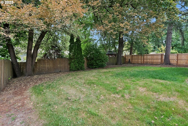 10914 SW 64th Ave, Portland, OR 97219 - view of fenced backyard