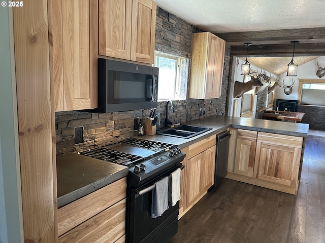 203 SE Alamo St, Enterprise, OR 97828 - kitchen featuring black appliances, light brown cabinetry, decorative backsplash, dark wood-type flooring, and a peninsula