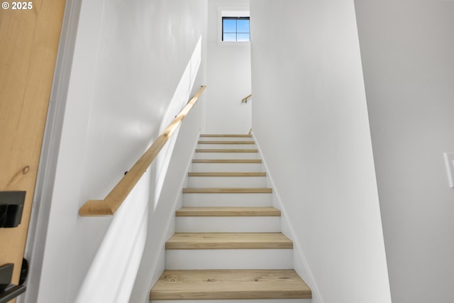 25053 Larson Rd, Monroe, OR 97456 - view of staircase