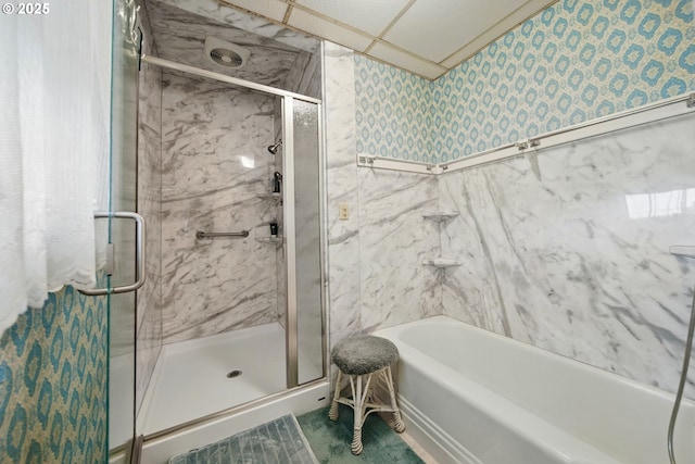 113 NE 7th Ave, Milton-Freewater, OR 97862 - bathroom with a stall shower and a bathtub