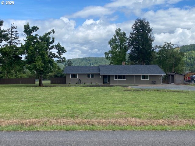 82277 Davisson Rd, Creswell, OR 97426 - view of ranch-style house