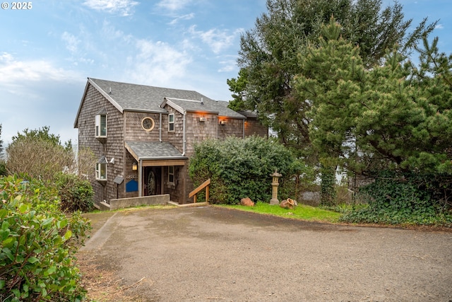 view of front of property