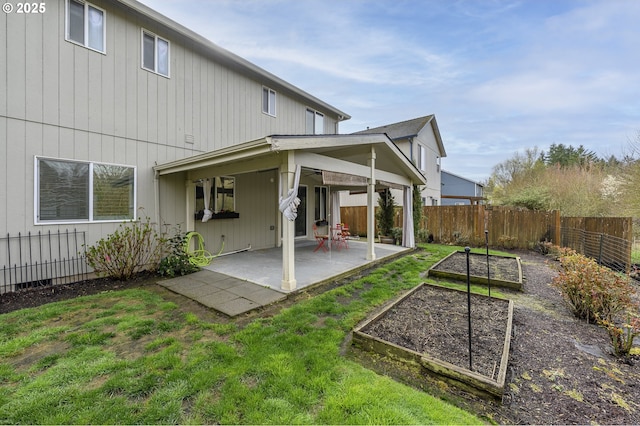 1367 Cramner St, Lafayette, OR 97127 - rear view of property with a garden and a patio area