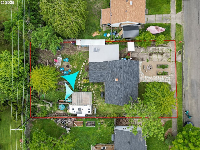 aerial view of property's location with property parcel outlined