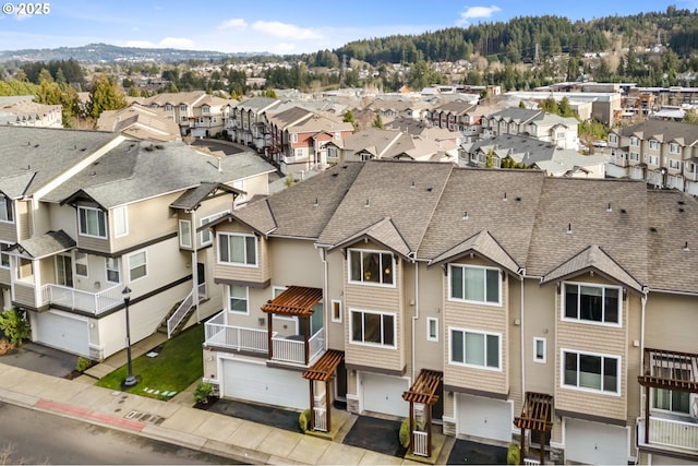 drone / aerial view featuring a residential view