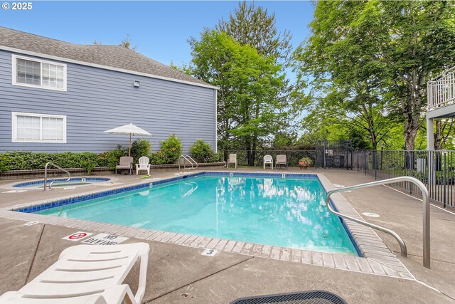 17532 NW Springville Rd Unit D8, Portland, OR 97229 - community pool with a community hot tub and a patio area
