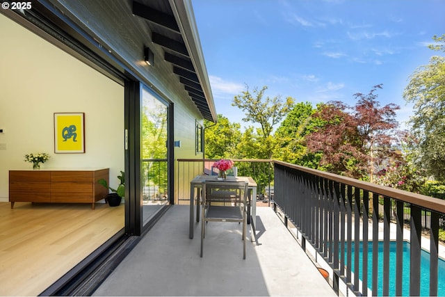 2930 NW Quimby St, Portland, OR 97210 - view of balcony