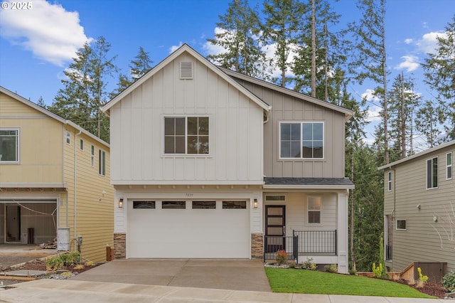 view of front of house with a garage