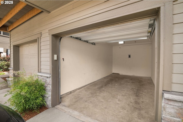 608 NE Adwick Dr, Beaverton, OR 97006 - view of garage