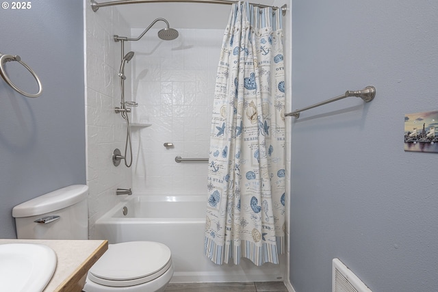 4004 Ginkgo Ave, Tillamook, OR 97141 - full bath with toilet, shower / bath combination with curtain, and vanity