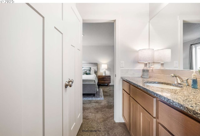 843 NE 11th St, Hermiston, OR 97838 - ensuite bathroom featuring vanity