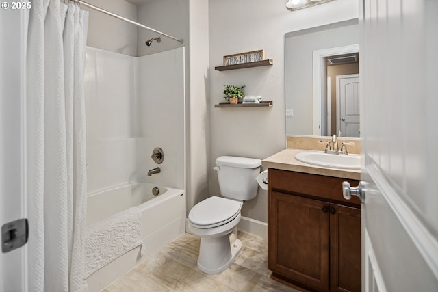 full bathroom with shower / bath combination with curtain, vanity, and toilet