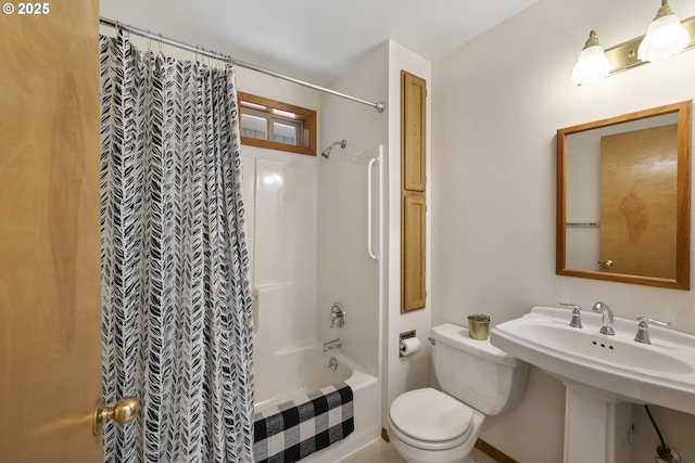 4719 Westwood Dr, Hood River, OR 97031 - full bathroom with shower / bath combination with curtain, toilet, and a sink