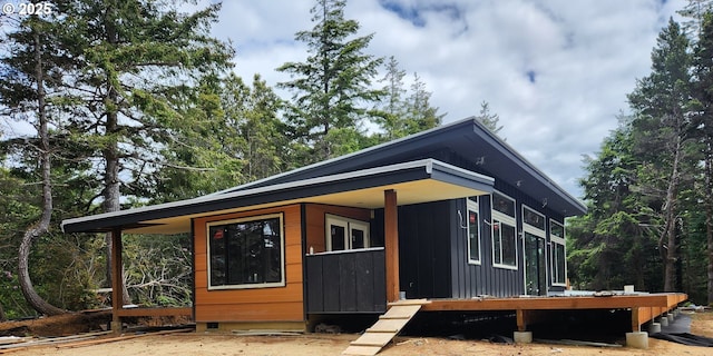 41930 Old Mill Rd, Port Orford, OR 97465 - view of side of home