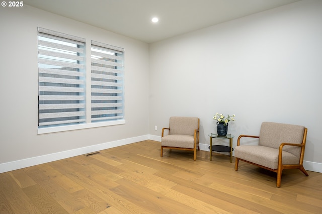 480 W U St, Washougal, WA 98671 - living area featuring light wood finished floors, baseboards, and recessed lighting