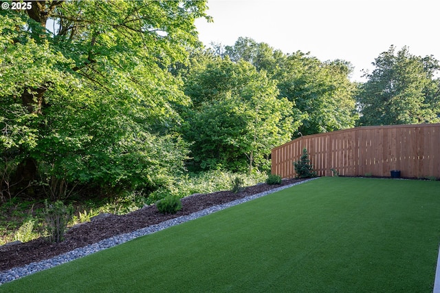 480 W U St, Washougal, WA 98671 - view of green lawn