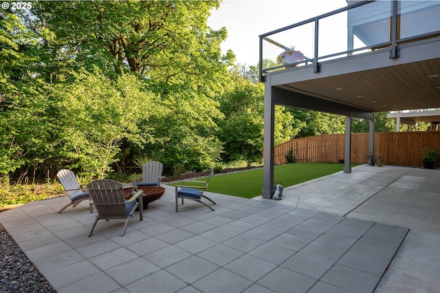 480 W U St, Washougal, WA 98671 - view of patio / terrace with a balcony