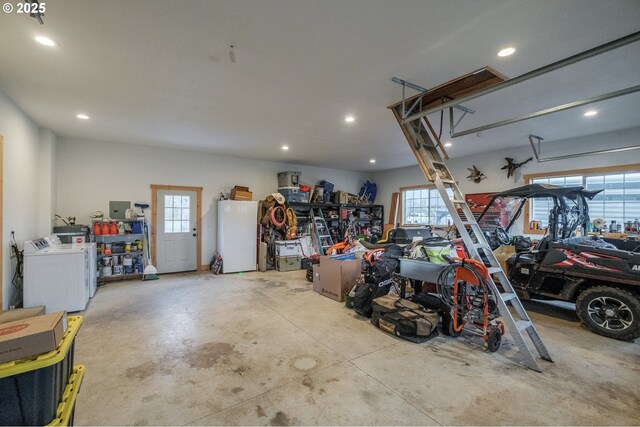 34949 Bond Rd, Lebanon, OR 97355 - garage featuring recessed lighting
