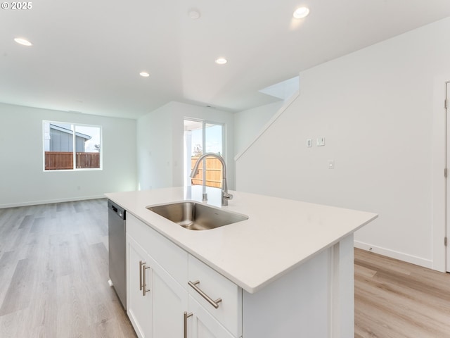 532 SW 23rd St, Battle Ground, WA 98604 - kitchen featuring a sink, stainless steel dishwasher, light wood-style floors, healthy amount of natural light, and recessed lighting