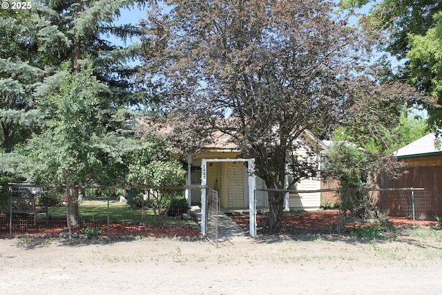 1407 9th St, Baker City, OR 97814 - view of obstructed view of property