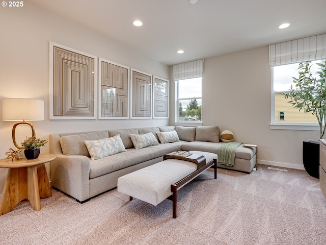 13009 NE 111th St, Vancouver, WA 98682 - living room with recessed lighting and light carpet