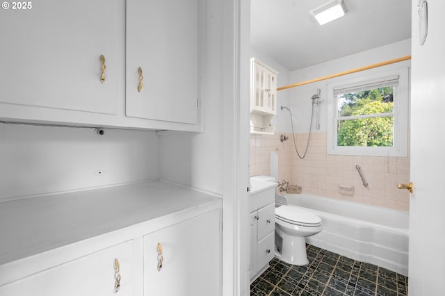 full bath featuring visible vents, vanity, bathtub / shower combination, and toilet