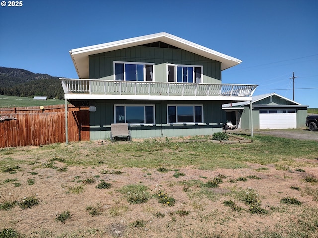 81202 Reavis Ln, Enterprise, OR 97828 - view of front of home featuring a mountain view