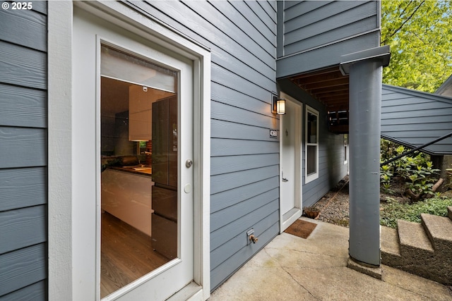 4360 SW Dickinson St Unit 35, Portland, OR 97219 - view of exterior entry