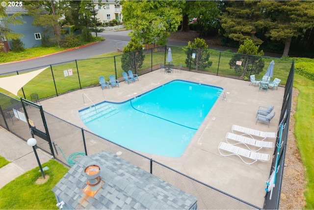 4360 SW Dickinson St Unit 35, Portland, OR 97219 - community pool featuring a patio area