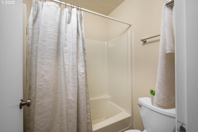 1771 NW 143rd Ave Unit 38, Portland, OR 97229 - full bathroom with toilet and shower / bath combo