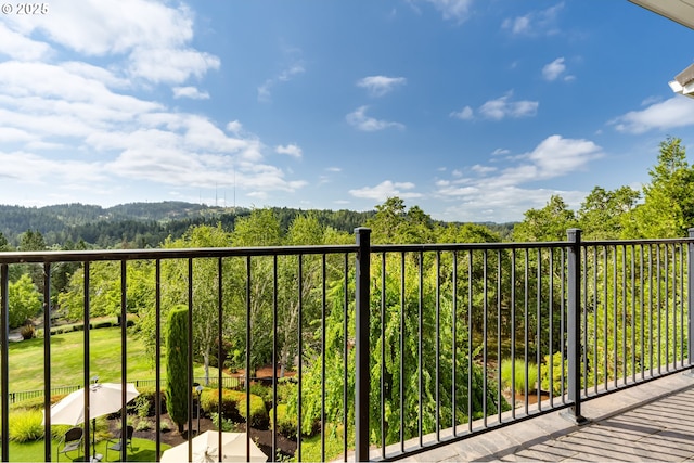 2030 W 34th Ave, Eugene, OR 97405 - balcony with a forest view