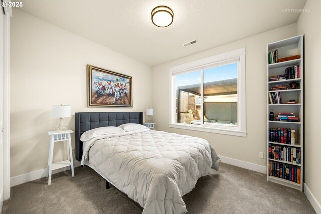 bedroom featuring carpet flooring