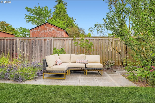 4645 NE 42nd Ave, Portland, OR 97218 - fenced backyard featuring a patio