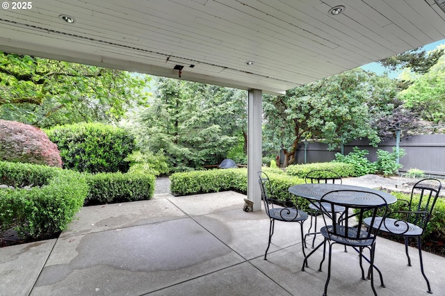 7100 SW Willowmere Dr, Portland, OR 97225 - view of patio / terrace with outdoor dining area