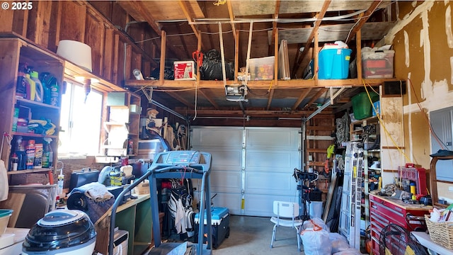 715 Penny Ln, Riddle, OR 97469 - garage with a garage door opener