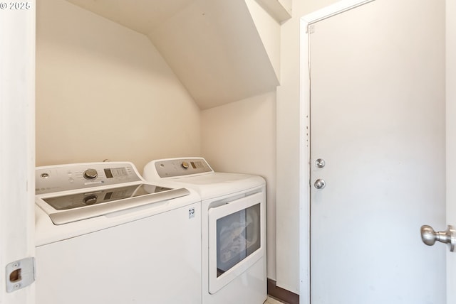 13503 NE 80th Cir, Vancouver, WA 98682 - laundry room featuring washing machine and dryer