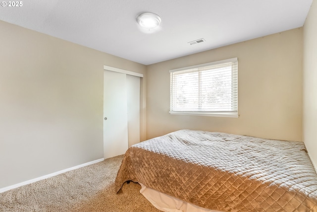 13503 NE 80th Cir, Vancouver, WA 98682 - bedroom with carpet flooring and a closet