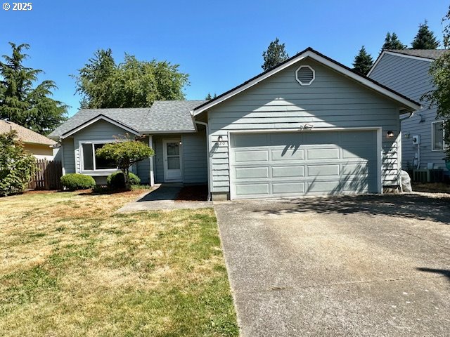 4120 NE 52nd St, Vancouver, WA 98661 - ranch-style home with an attached garage and driveway