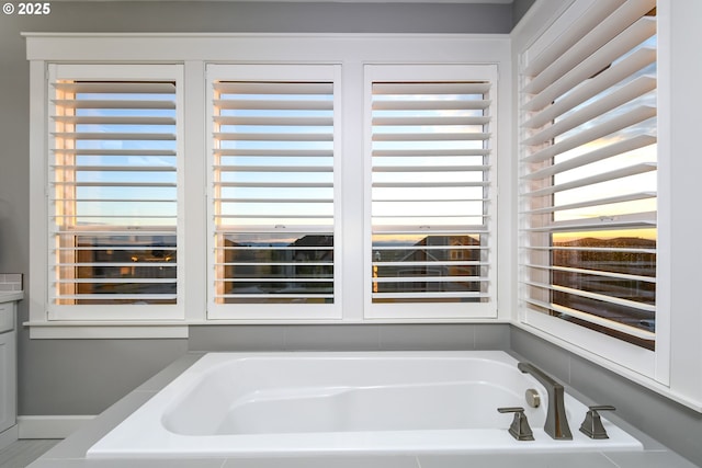 1936 NW Klickitat St, Camas, WA 98607 - bathroom featuring a garden tub