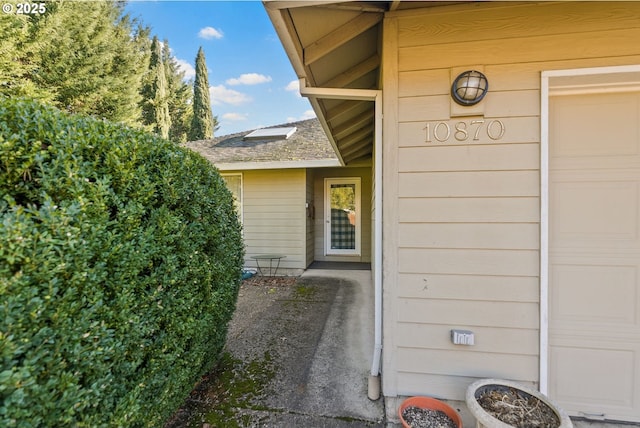 view of property entrance