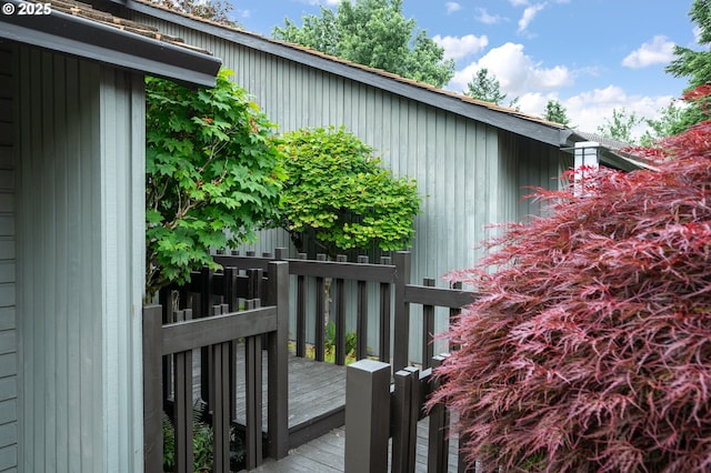 2011 SW 29th Dr, Gresham, OR 97080 - view of wooden deck