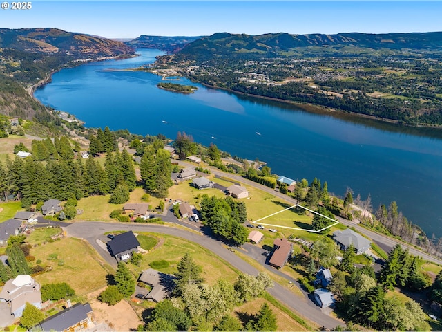 34 Crestview Ln, Underwood, WA 98651