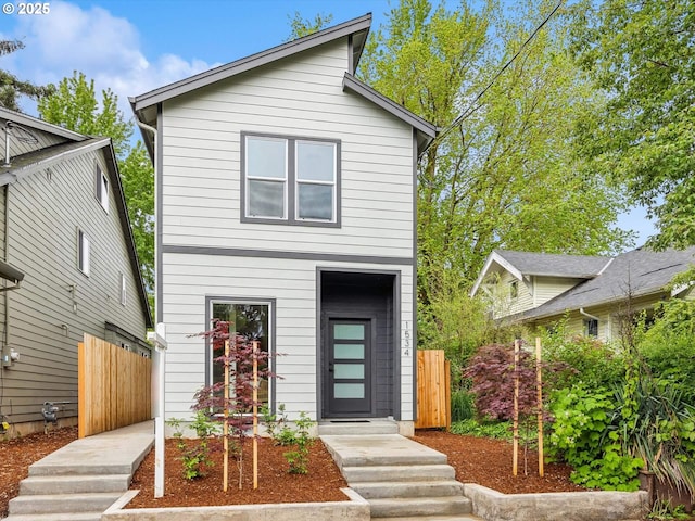 1534 N Schofield St, Portland, OR 97217 - contemporary home with fence