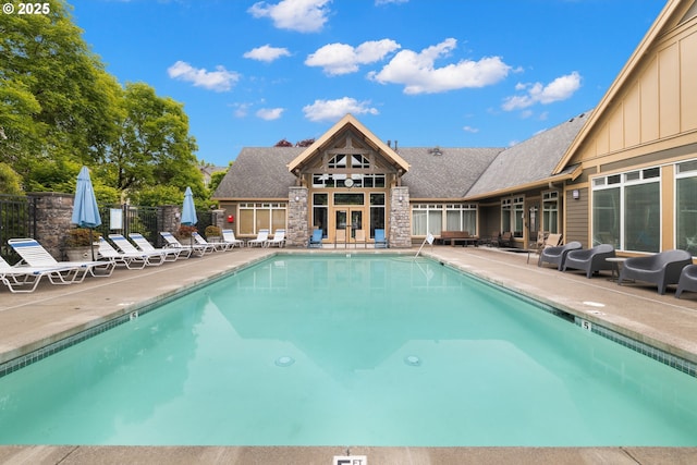 17019 SW Glen Park Ct, Beaverton, OR 97003 - community pool with a patio