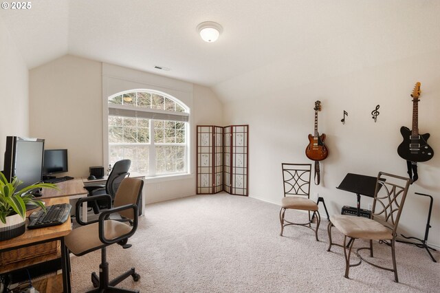 walk in closet featuring carpet flooring