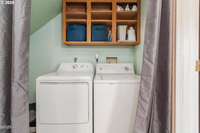 3158 SW Beach Ave, Lincoln City, OR 97367 - washroom featuring washing machine and clothes dryer