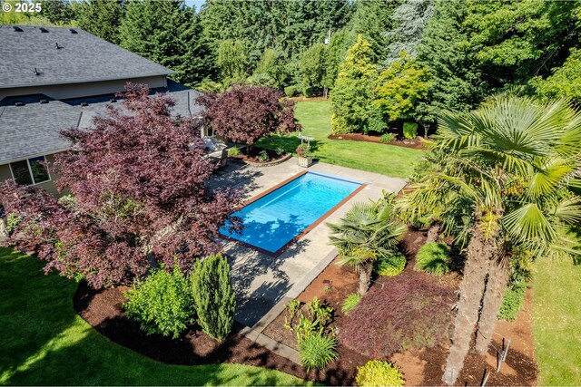 32153 SE Bluff Rd, Gresham, OR 97080 - outdoor pool featuring a lawn and a patio